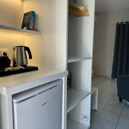 Elizabeth Aparthotel