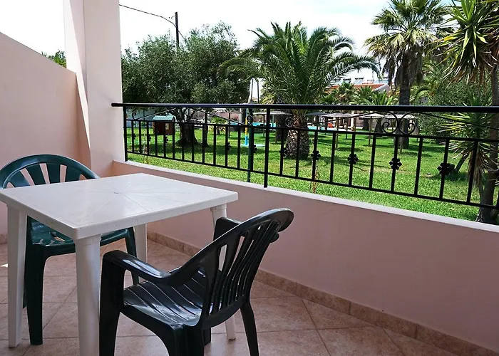 Lägenhetshotell Elizabeth 4*