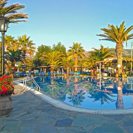 Elizabeth Apartahotel